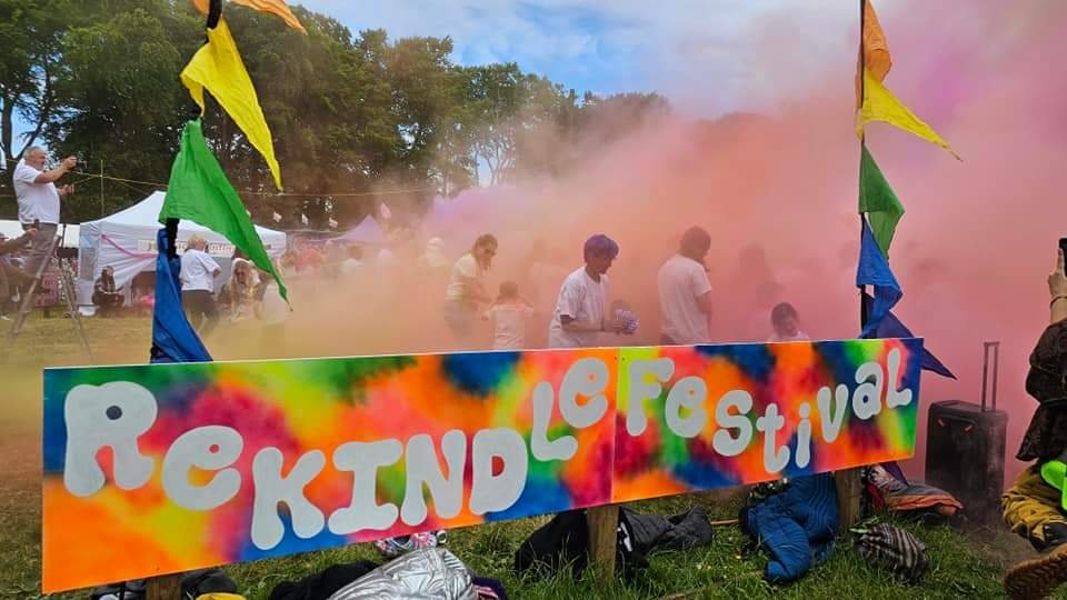 Wide reKINDle festival scene.